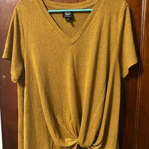Bobeau Gold Tie Front Short Sleeve Tee